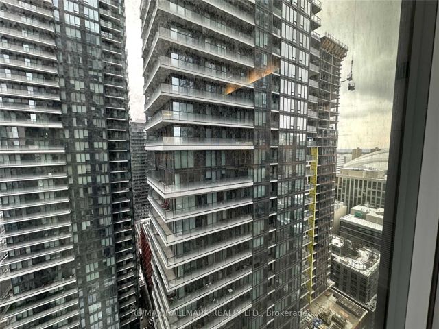 2507 - 357 King St