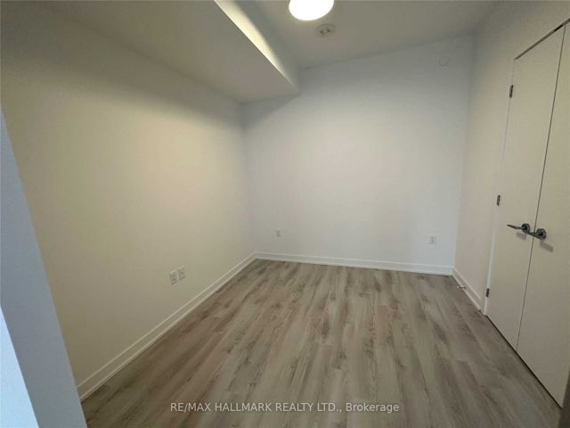 2507 - 357 King St