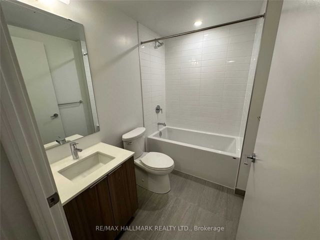 2507 - 357 King St