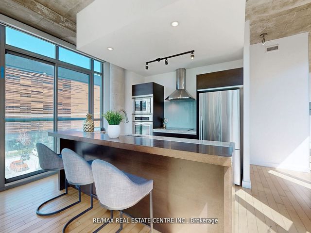 312 - 33 Mill St