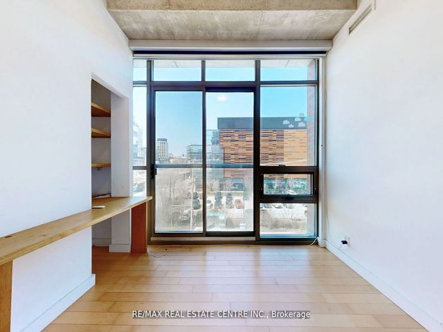 312 - 33 Mill St