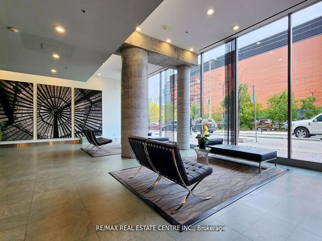 312 - 33 Mill St