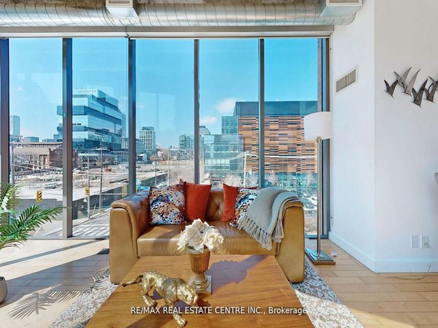 312 - 33 Mill St