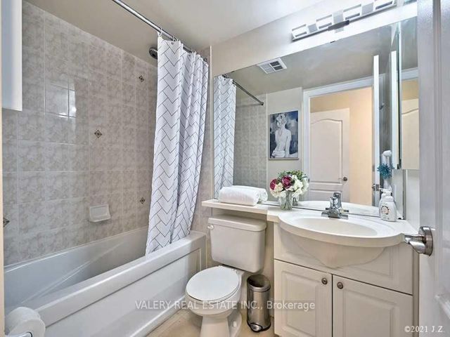 1515 - 188 Doris Ave