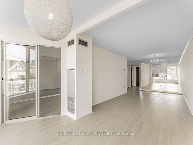 317 - 225 Davenport Rd