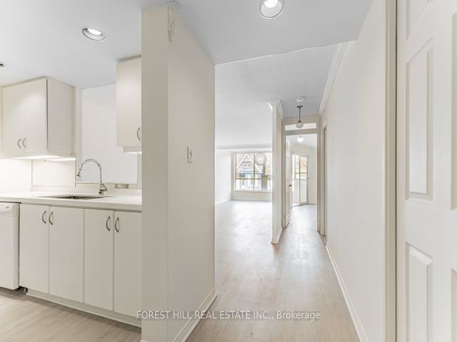 317 - 225 Davenport Rd