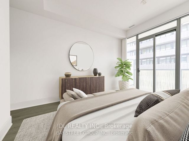 LPH4706 - 50 Charles St E