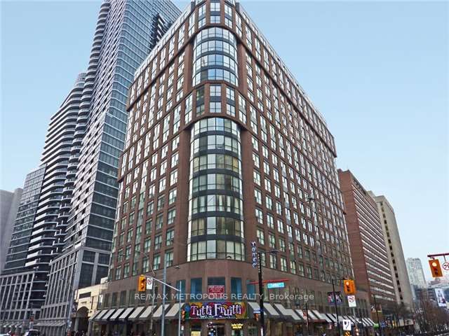 1604 - 7 Carlton St