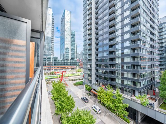 710 - 8 Telegram Mews