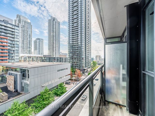 710 - 8 Telegram Mews
