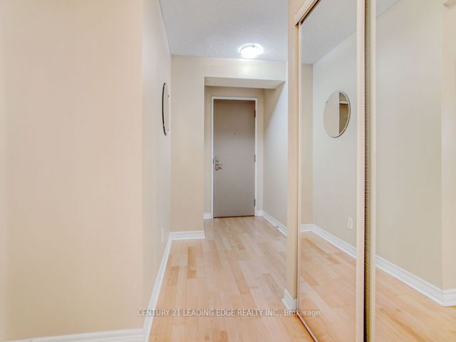 2109 - 763 Bay St
