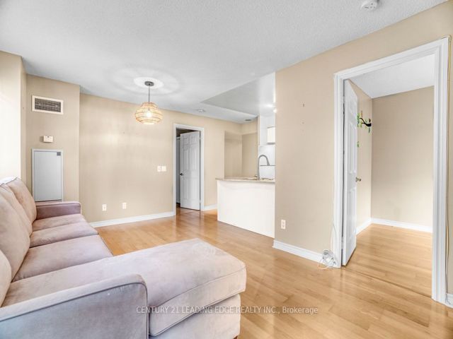 2109 - 763 Bay St