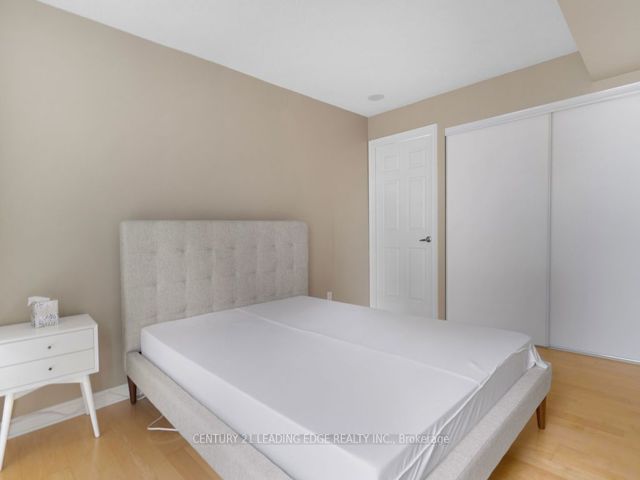 2109 - 763 Bay St