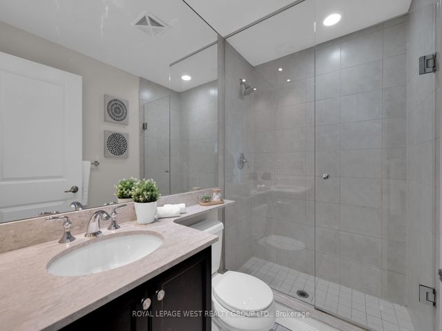 1108 - 628 Fleet St