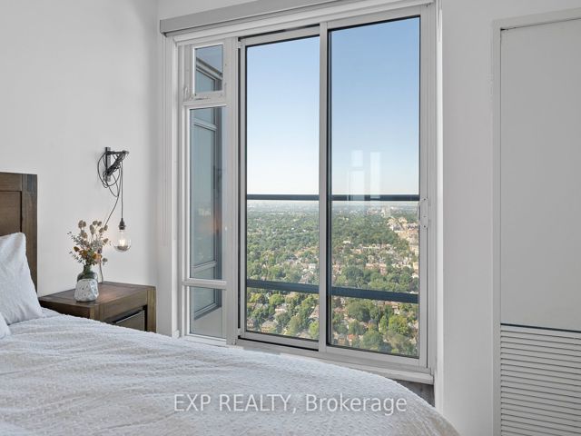 4606 - 2191 Yonge St