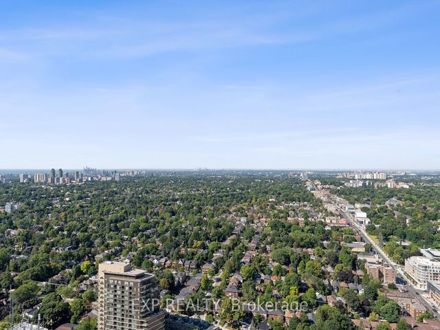 4606 - 2191 Yonge St