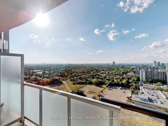 2206 - 5740 Yonge St