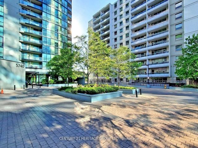 2206 - 5740 Yonge St