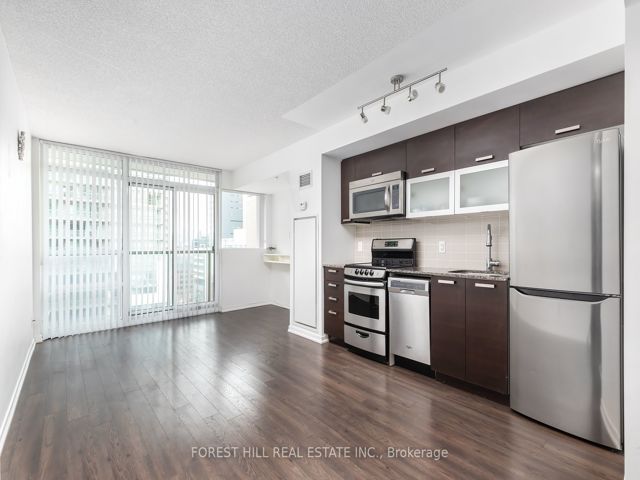 1012 - 68 Abell St S