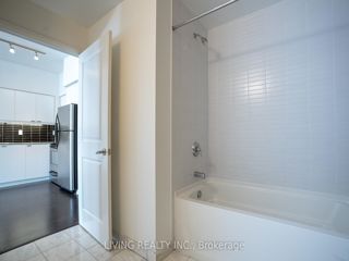919 - 35 Hayden St