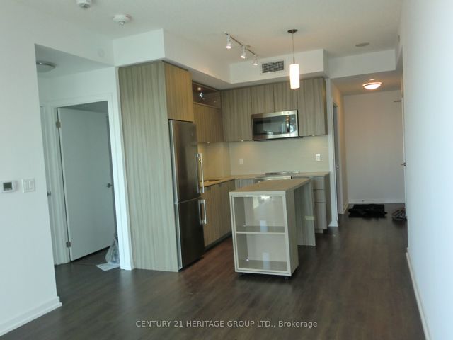 1605 - 50 Forest Manor Rd