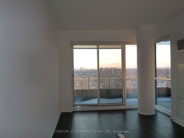 1605 - 50 Forest Manor Rd