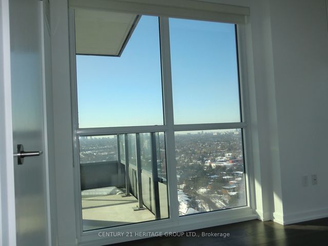 1605 - 50 Forest Manor Rd