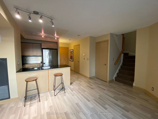 1301 - 36 Blue Jays Way