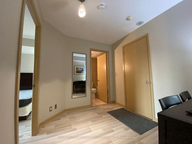 1301 - 36 Blue Jays Way