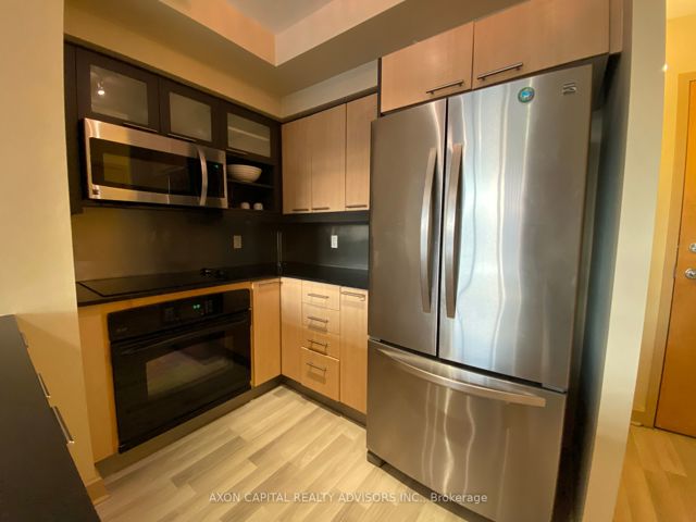 1301 - 36 Blue Jays Way