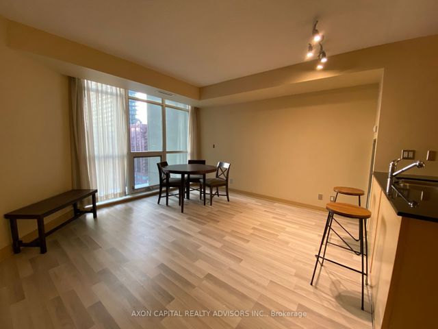 1301 - 36 Blue Jays Way