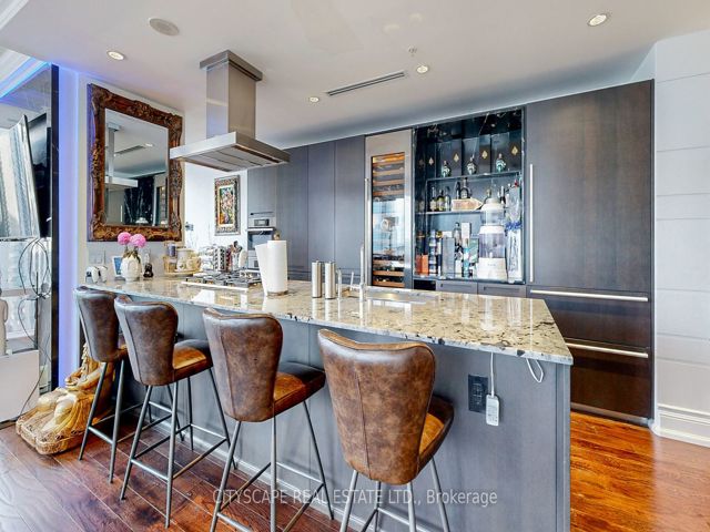 2201 - 180 University Ave