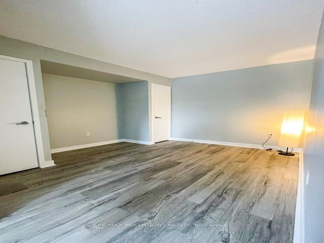 509 - 11 Brunel Crt