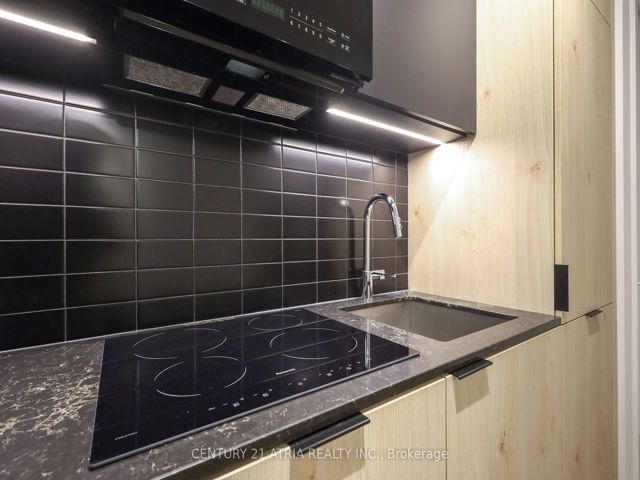 201 - 28 Eastern Ave