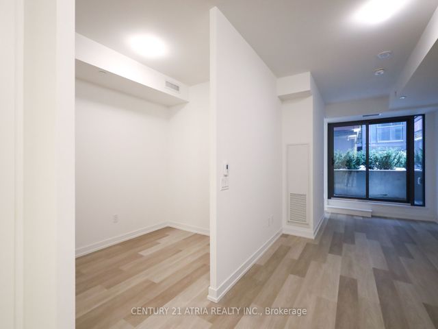 201 - 28 Eastern Ave