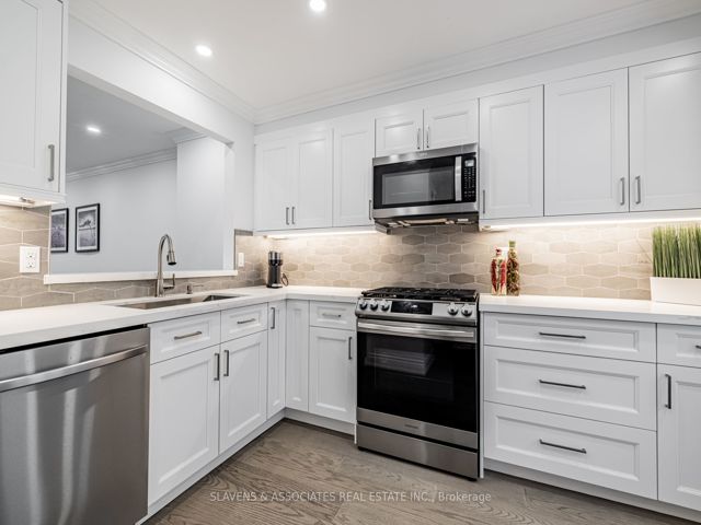 1 - 1356 Bathurst St