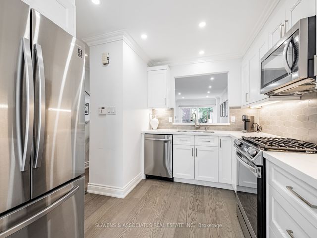 1 - 1356 Bathurst St