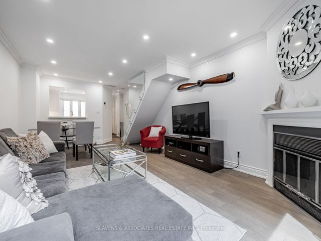 1 - 1356 Bathurst St