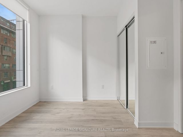 230 - 121 Lower Sherbourne St