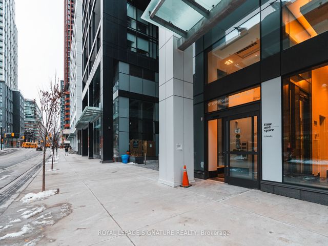 230 - 121 Lower Sherbourne St