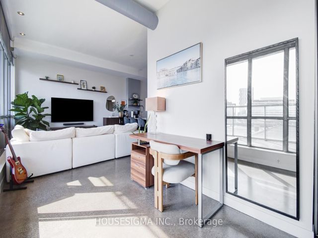506 - 569 King St E