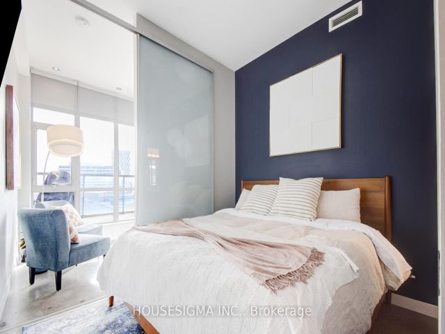 506 - 569 King St E