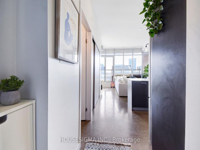 506 - 569 King St E