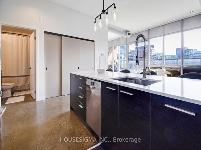 506 - 569 King St E