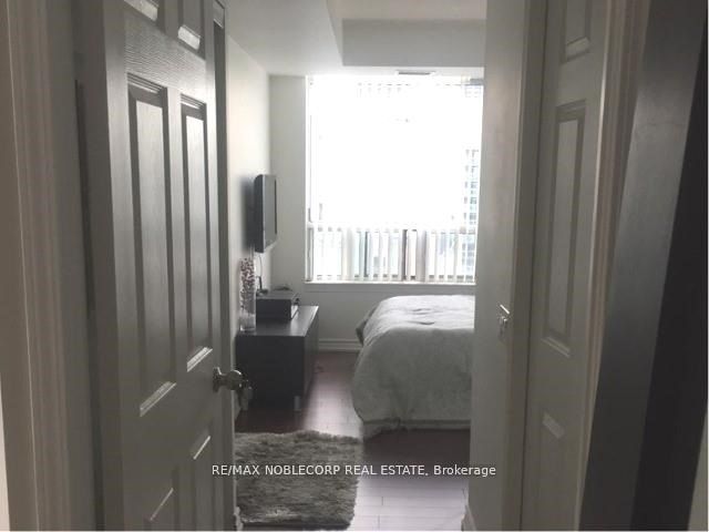 2907 - 30 Harrison Garden Blvd