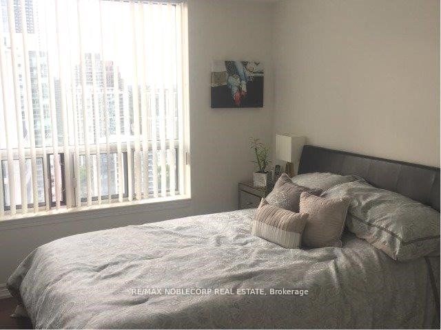2907 - 30 Harrison Garden Blvd