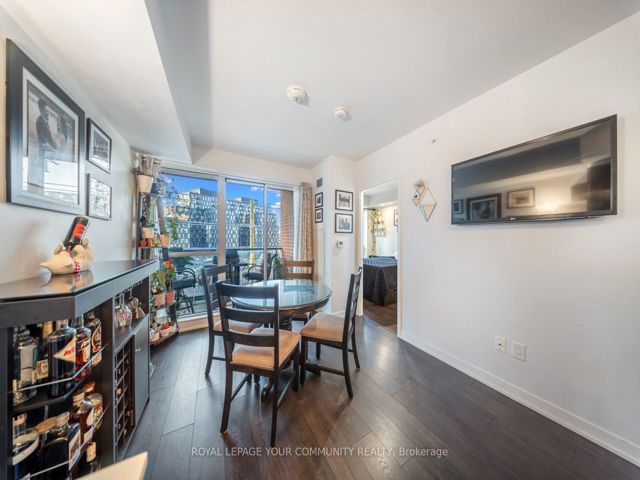 555 - 31 Tippett Rd