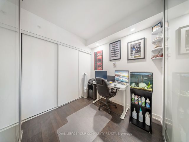 555 - 31 Tippett Rd