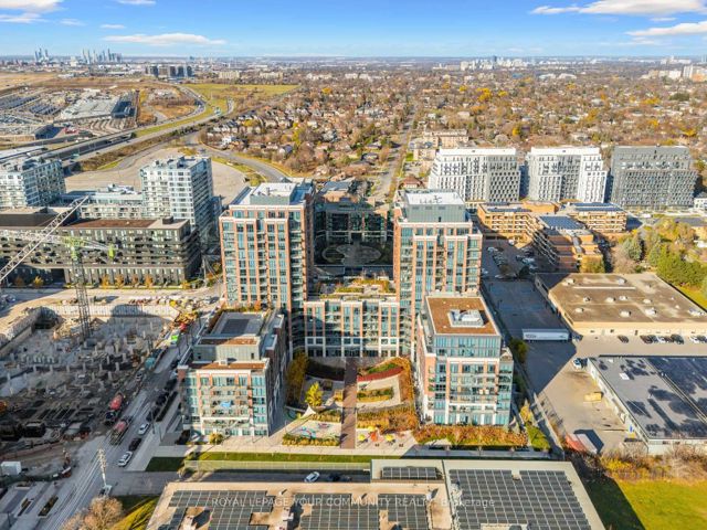 555 - 31 Tippett Rd