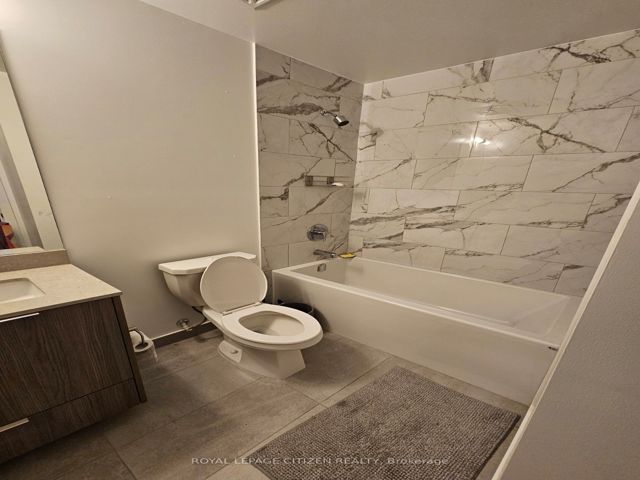 108 - 36 Forest Manor Rd